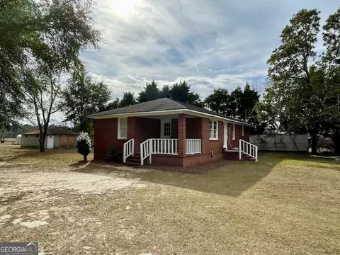 Exterior - 428 Riverview St, Millen, GA 30442 photo 5 of 6