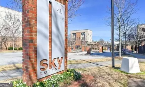 898 Oak St SW #3318, Atlanta, GA 30310
