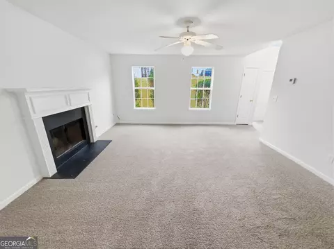 Living - 836 Tara Bnd, Hampton, GA 30228 photo 2 of 3