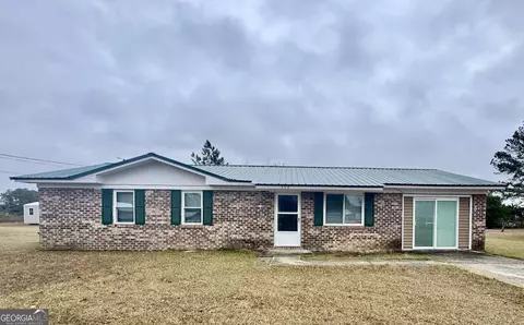 505 N Fieldstone Dr, Ocilla, GA 31774