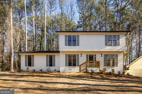 1966 S Hidden Hills Pkwy, Stone Mountain, GA 30088