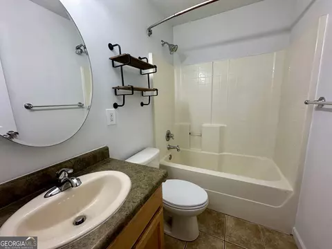 Bath - 122 Forest Ave, Commerce, GA 30529 photo 1 of 1