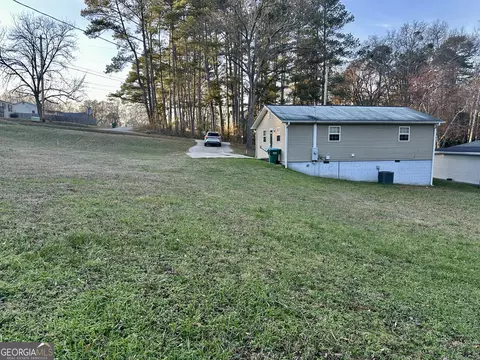 Exterior - 122 Forest Ave, Commerce, GA 30529 photo 2 of 2