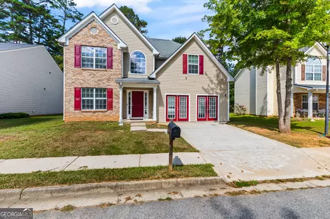 18 Belmont Park Ln, Newnan, GA 30263