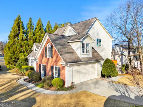 2565 River Summit Dr, Duluth, GA 30097 photo 2