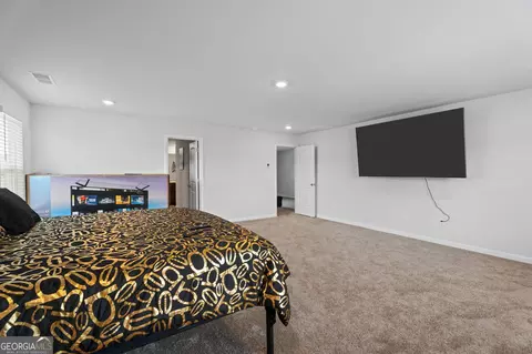 Bedroom - 321 Kirts Rdg, Jackson, GA 30233 photo 3 of 7