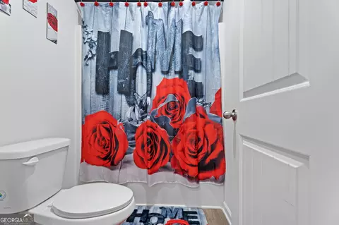 Bath - 321 Kirts Rdg, Jackson, GA 30233 photo 1 of 2