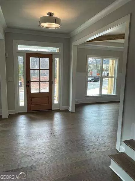 2954 Graham Gardens Ln, Marietta, GA 30066