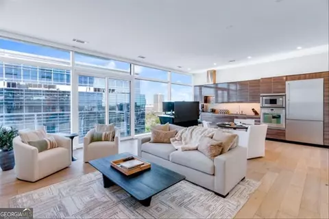 45 Ivan Allen Jr Blvd NW #1704, Atlanta, GA 30308