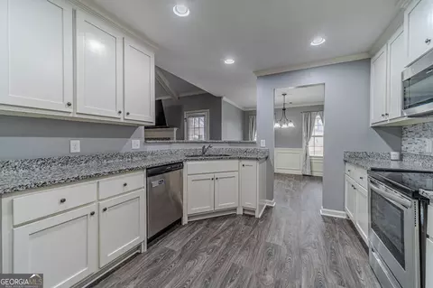 Kitchen - 149 Peak Ct, Winder, GA 30680 photo 1 of 2