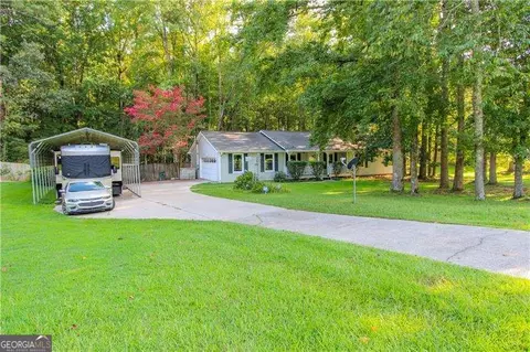 111 Libby Ln, Stockbridge, GA 30281