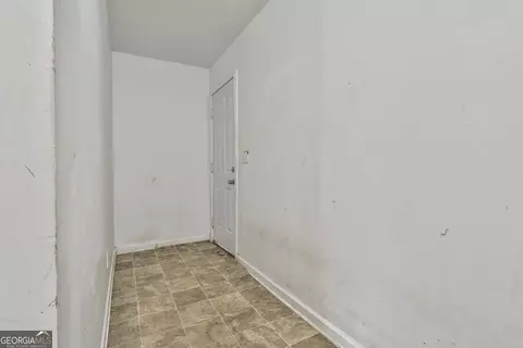 Entry Way - 440 Freestone Dr, Newnan, GA 30265 photo 3 of 3