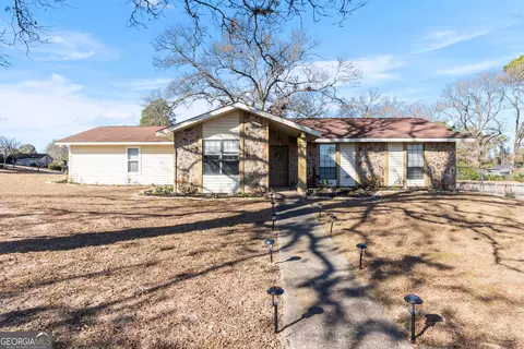 111 Turtle Creek Dr, Warner Robins, GA 31088