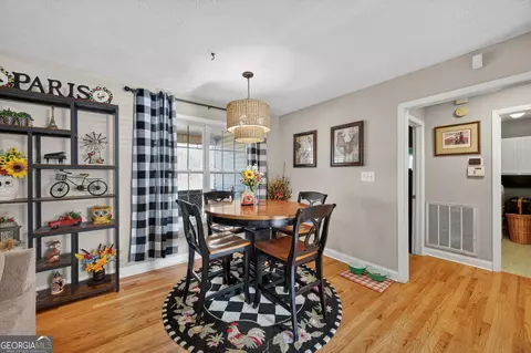 Dining - 509 Aarons Cir, Gray, GA 31032 photo 2 of 2