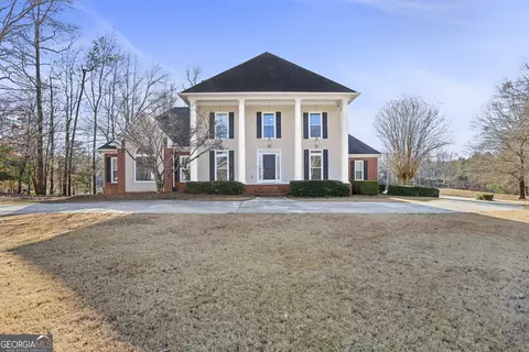 240 Youngs Cir, Fayetteville, GA 30215