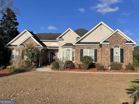 137 Blue Ridge Dr, Statesboro, GA 30458