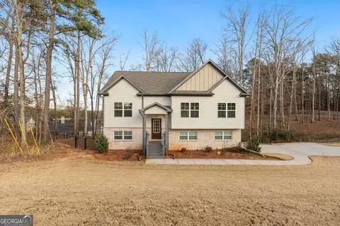 760 Mccart Rd, Lawrenceville, GA 30045