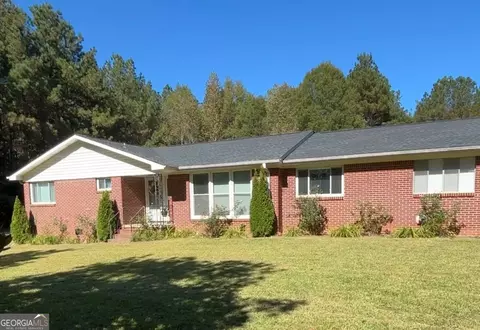 137 New Hermitage Rd, Rome, GA 30161