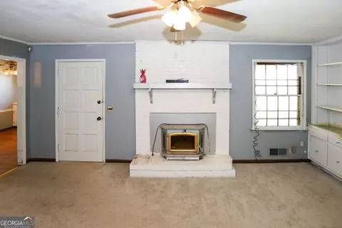 Living - 3462 Fairview Rd, Covington, GA 30016 photo 8 of 9