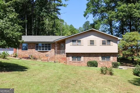 Exterior - 3462 Fairview Rd, Covington, GA 30016 photo 2 of 11