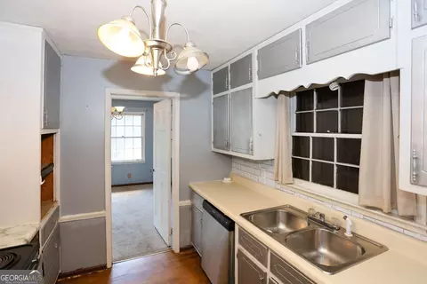 Kitchen - 3462 Fairview Rd, Covington, GA 30016 photo 3 of 5