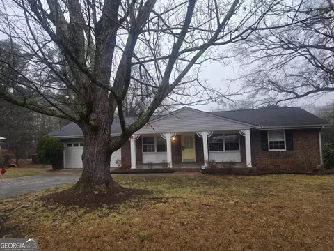 809 College St, Carrollton, GA 30117