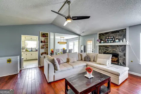 2582 Rosecommons Dr, Hampton, GA 30228 photo 4