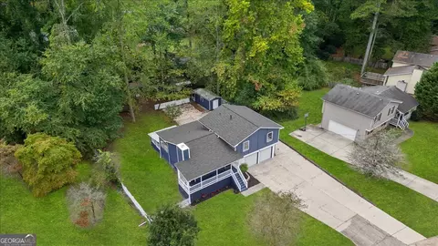 3665 Sharon Dr, Powder Springs, GA 30127