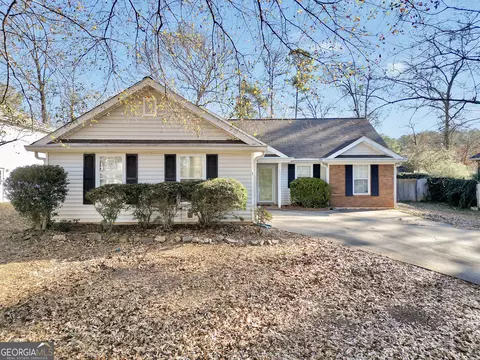105 Nanci Ct, Stockbridge, GA 30281