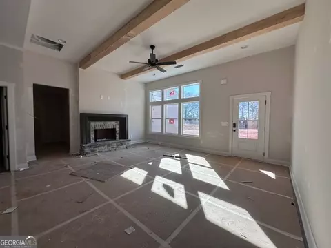 Living - 129 Kimbell Rd, Pine Mountain, GA 31822 photo 1 of 3