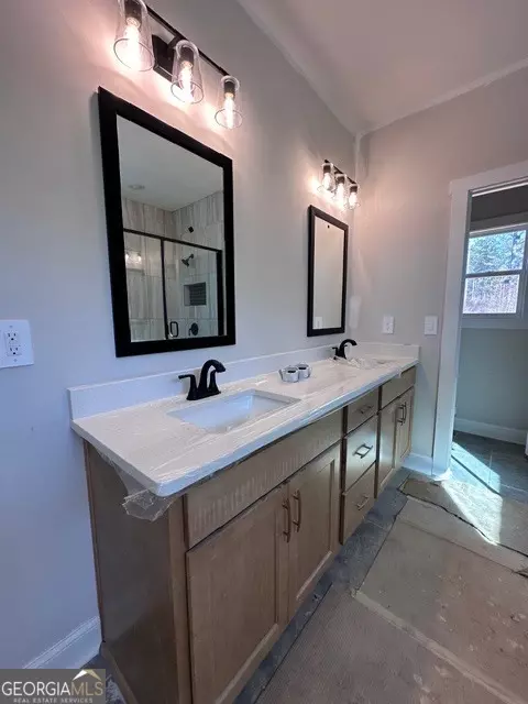 Bath - 129 Kimbell Rd, Pine Mountain, GA 31822 photo 2 of 4