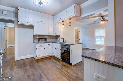 Kitchen - 3127 Mill St SE, Covington, GA 30014 photo 2 of 2