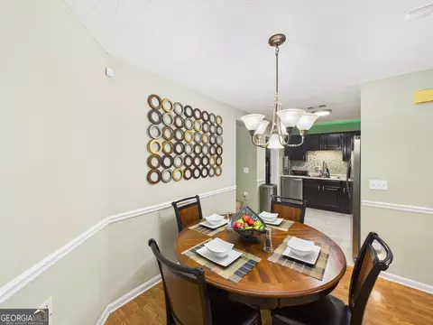 Dining - 472 River Pointe Dr, Macon, GA 31211 photo 1 of 1