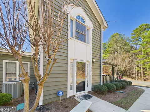 Other - 472 River Pointe Dr, Macon, GA 31211 photo 2 of 3