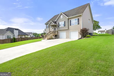 304 Kodiak Rd, Carrollton, GA 30117