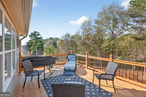 Exterior - 1207 Morgans Run, Monroe, GA 30656 photo 6 of 11