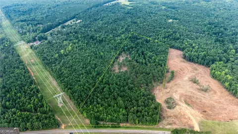 2387 Lassiter Rd, Forsyth, GA 31029 photo 2