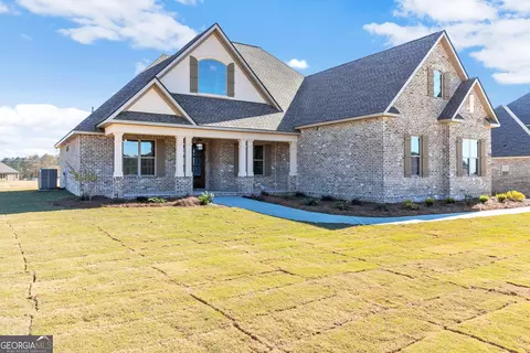 106 Pridgen Pass, Perry, GA 31069