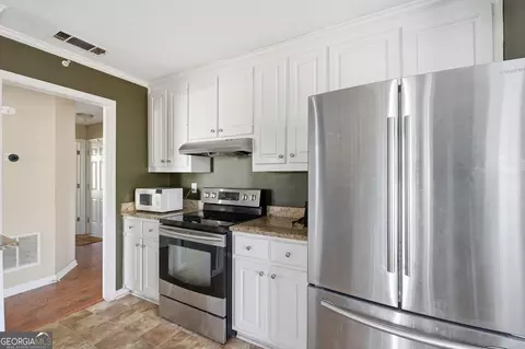 355 Radcliffe Trce, Covington, GA 30016 photo 9