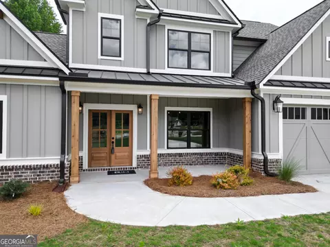Exterior - 461 Spring Creek Dr, Monroe, GA 30655 photo 3 of 8