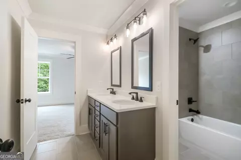 Bath - 461 Spring Creek Dr, Monroe, GA 30655 photo 1 of 1