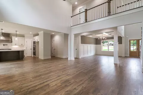 Living - 461 Spring Creek Dr, Monroe, GA 30655 photo 6 of 9