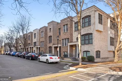 722 Cosmopolitan Dr NE, Atlanta, GA 30324