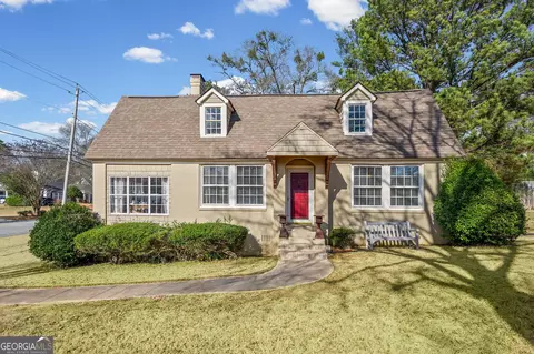 13 Parks Ave, Newnan, GA 30263