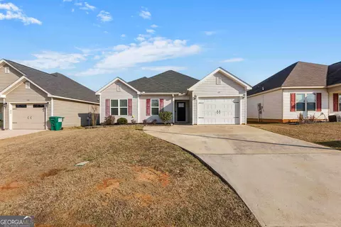 Exterior - 104 Kathryn Pl, Centerville, GA 31028 photo 1 of 4