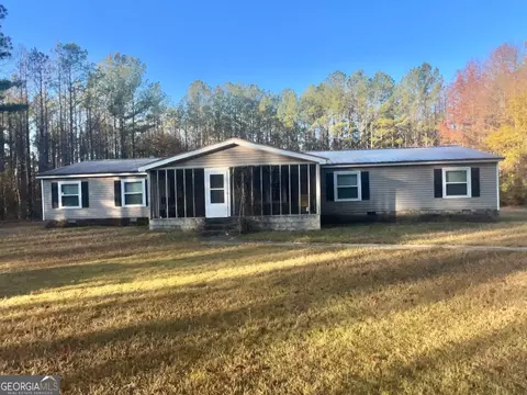 882 Caldwell Rd, Gay, GA 30218