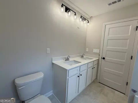 Bath - 2 Morningside Ct, Thomaston, GA 30286 photo 7 of 15