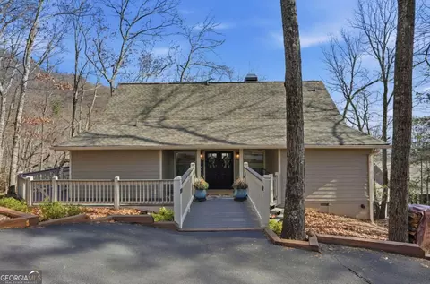 576 Columbine Dr, Big Canoe, GA 30143
