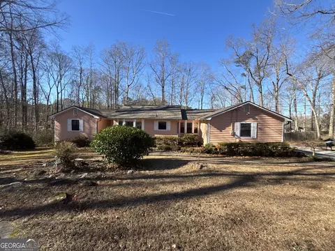 125 Oak Leaf Dr, Stockbridge, GA 30281