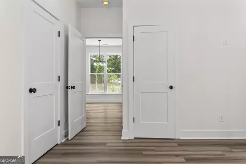 Entry Way - 1113 Cornwall Dr, Madison, GA 30650 photo 4 of 4